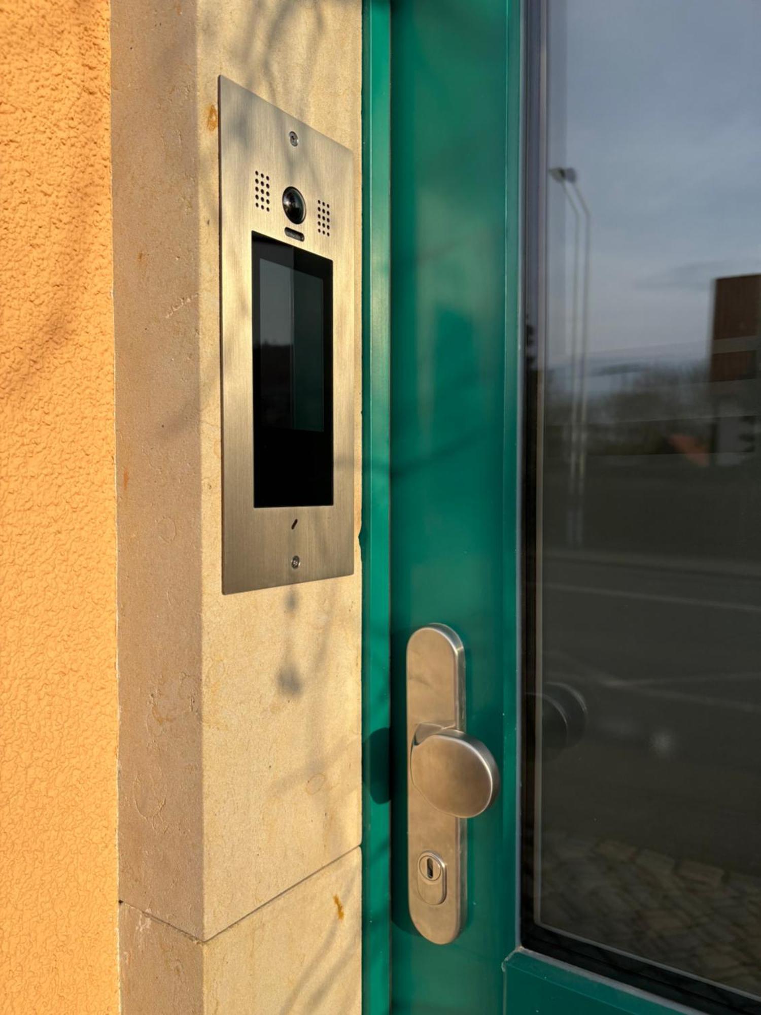 FEWO Landeskrone Dresden Apart. 3 EG Exterior foto